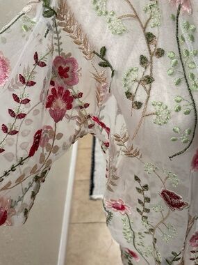 Boho chic all over Embroidered Floral mesh sheer coverup cardigan size M